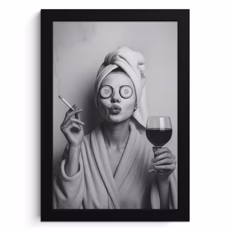 Cadre Photo - Femme - Masque - Vin - Cigarette — 1