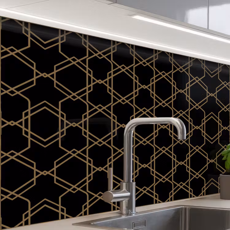 Crédence cuisine - Entrelacs - Hexagones - Noir - Or — 1