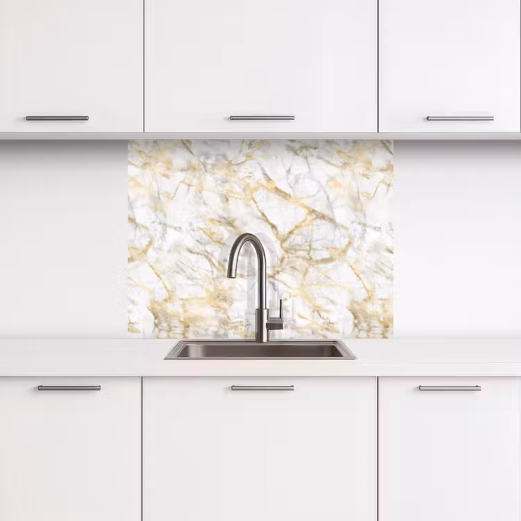 Crédence cuisine - Marbre - Blanc - Expressif - Accents dorés — 3