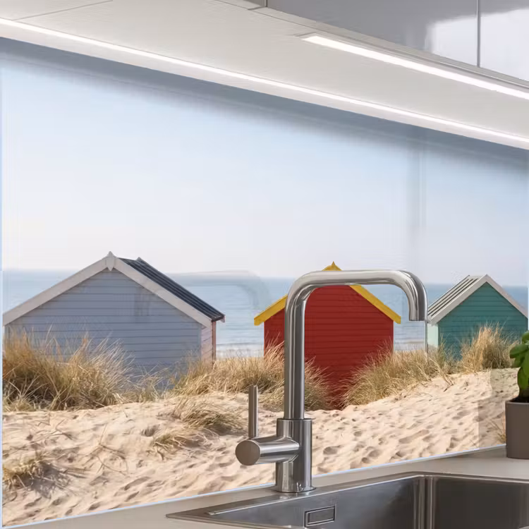Crédence cuisine - Plage - Chalets - Coloré - Dunes — 1