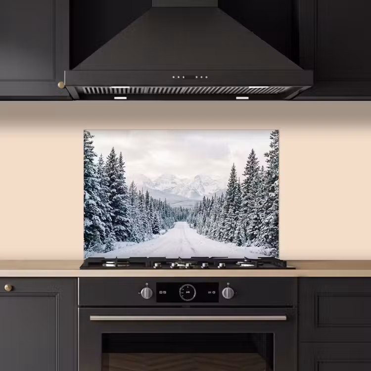 Fond de hotte - Route - Neige - Forêt de conifères - Hiver - Aventureux — 5