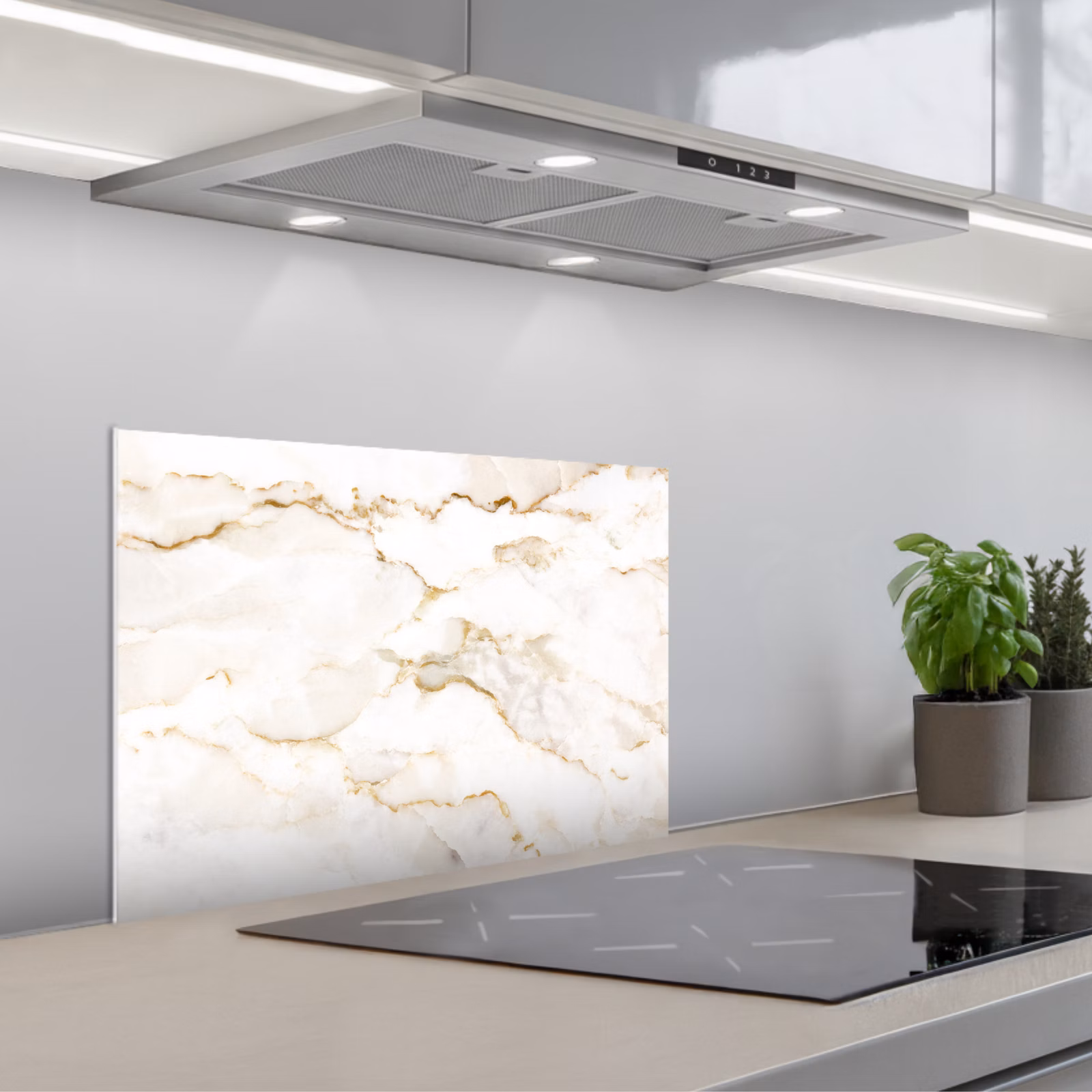 Fond de hotte - Marbre - Chaux - Or - Luxe - Aspect marbre - Blanc — 1