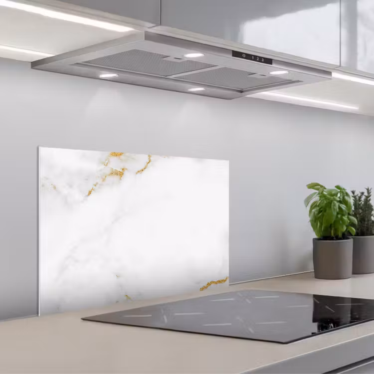 Fond de hotte - Marbre - Or - Blanc - Luxe — 1