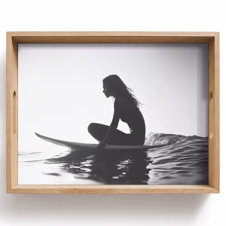 Plateau - Silhouette - Femme - Planche de surf - Eau — 1