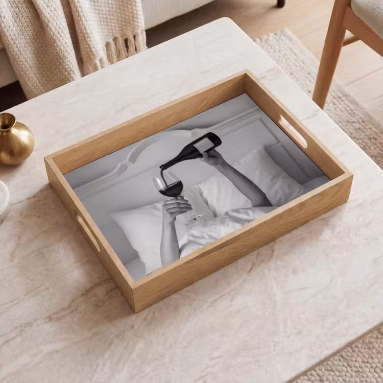 Plateau - Draps - Bras - Vin - Verre — 2