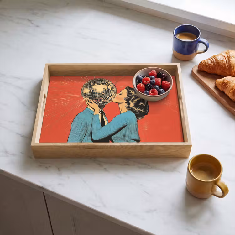 Plateau - Femme - Rétro - Boule disco - Baiser — 3
