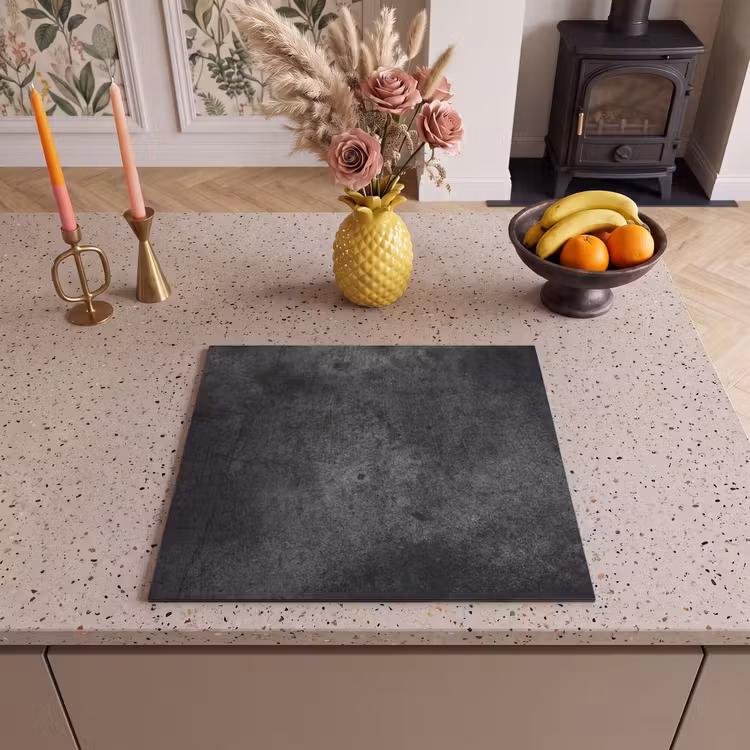 Protection plaque induction - Dark Relief (en anglais) — 3