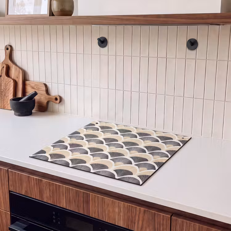 Protection à induction avec crochets - Ventilateur - Motif - Noir - Beige — 2