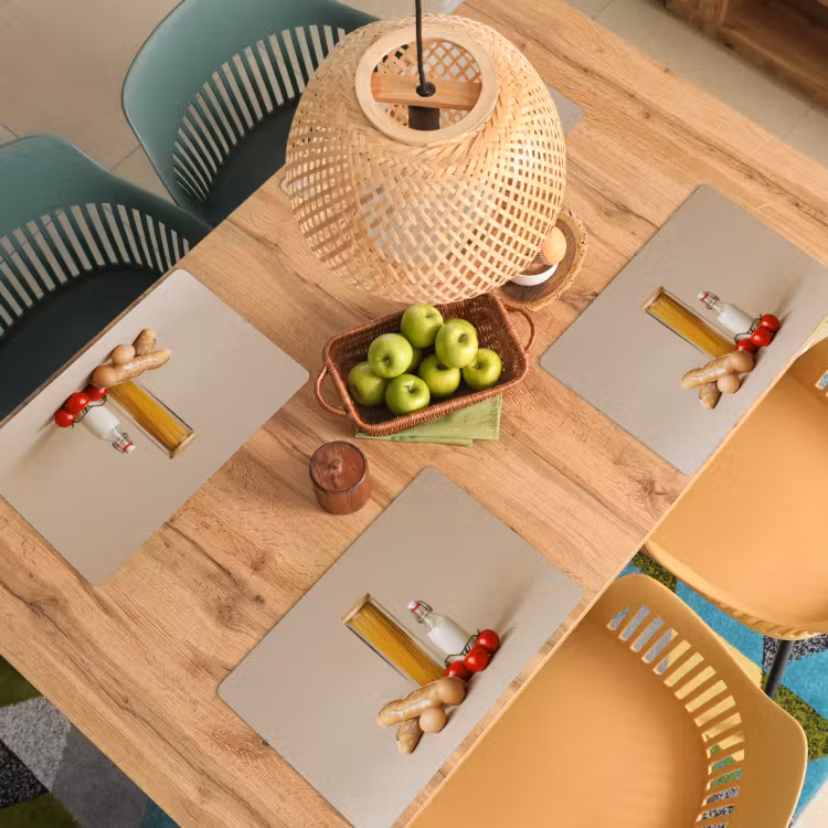 Sets de table - Spaghetti - Lait - Tomates - Œufs - Pain — 3