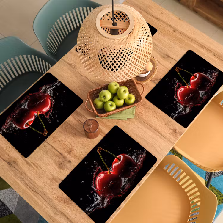 Sets de table en vinyle - Cerise - Rouge - Fruit - Eau - Noir — 3