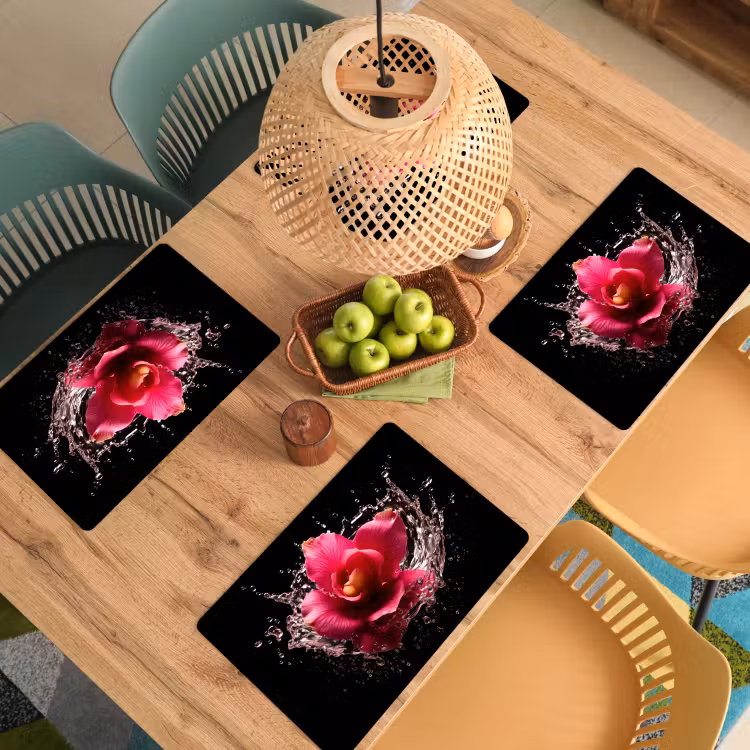 Sets de table en vinyle - Fleurs - Rose - Eau - Noir - Botanique - Nature — 3