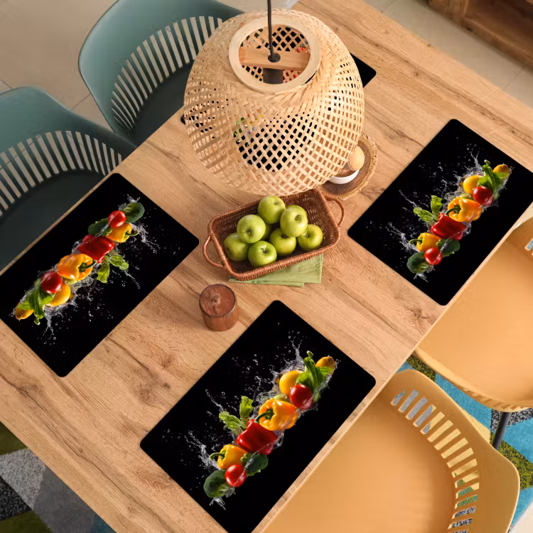 Sets de table en vinyle - Piment doux - Eau - Légumes - Noir — 3