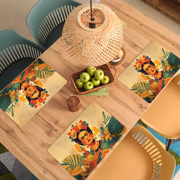 Sets de table en vinyle - Féminin - Fleurs - Bijoux — 3