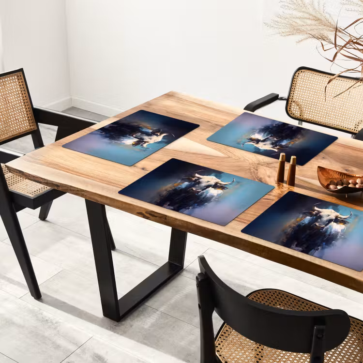 Sets de table en vinyle - Taureau - Noir - Abstrait - Cornes — 4