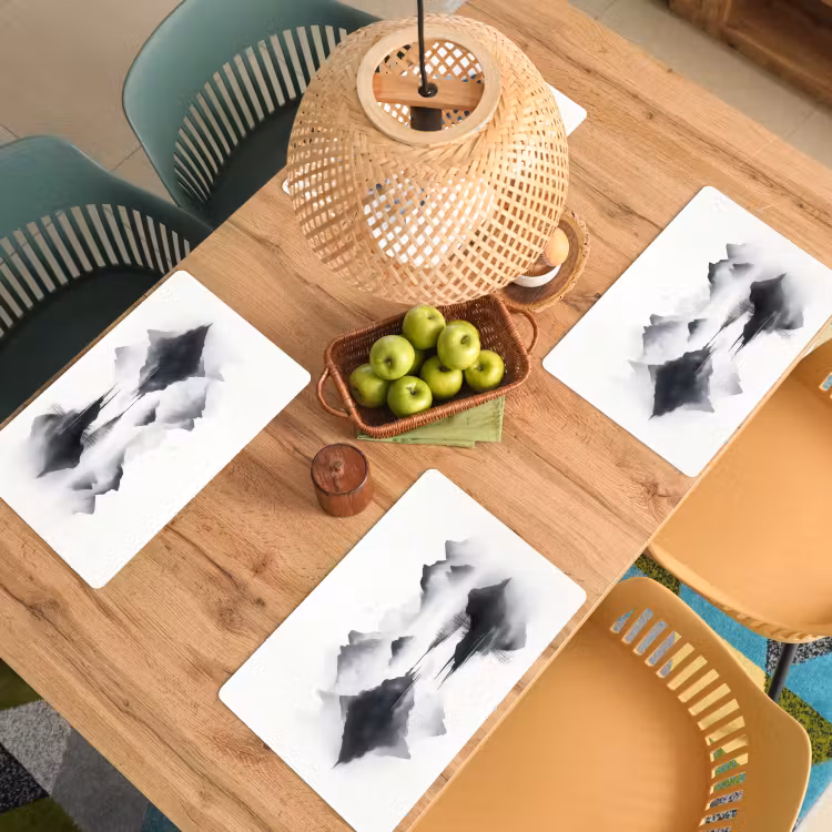 Sets de table en vinyle - Montagnes - Brumeux - Eau - Blanc — 3