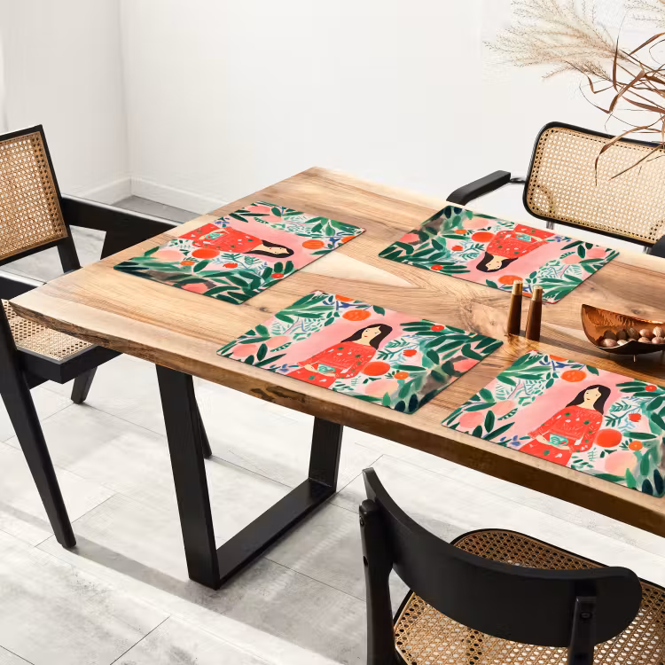 Sets de table en vinyle - Noël - Femme - Plantes - Vert - Rouge — 3