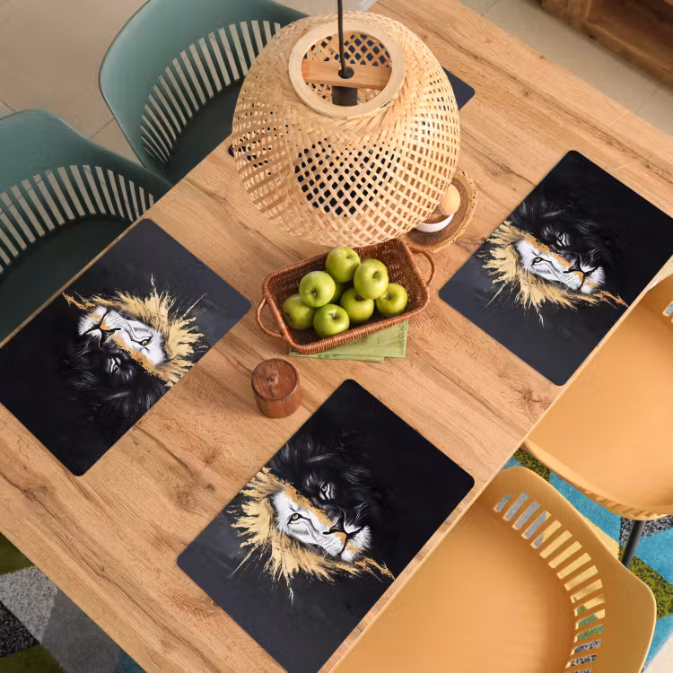 Sets de table en vinyle - Lion - Fendu - Noir - Ligne — 3