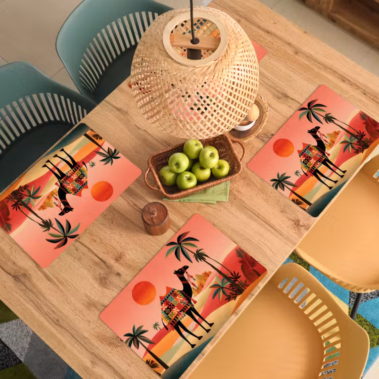 Sets de table en vinyle - Chameau - Tapis coloré - Dunes - Soleil rouge — 3
