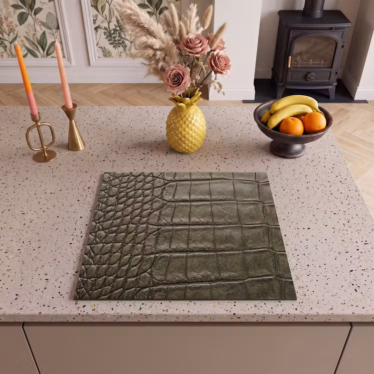 Protection plaque induction - Cuir de crocodile - Texturé - Vert — 3